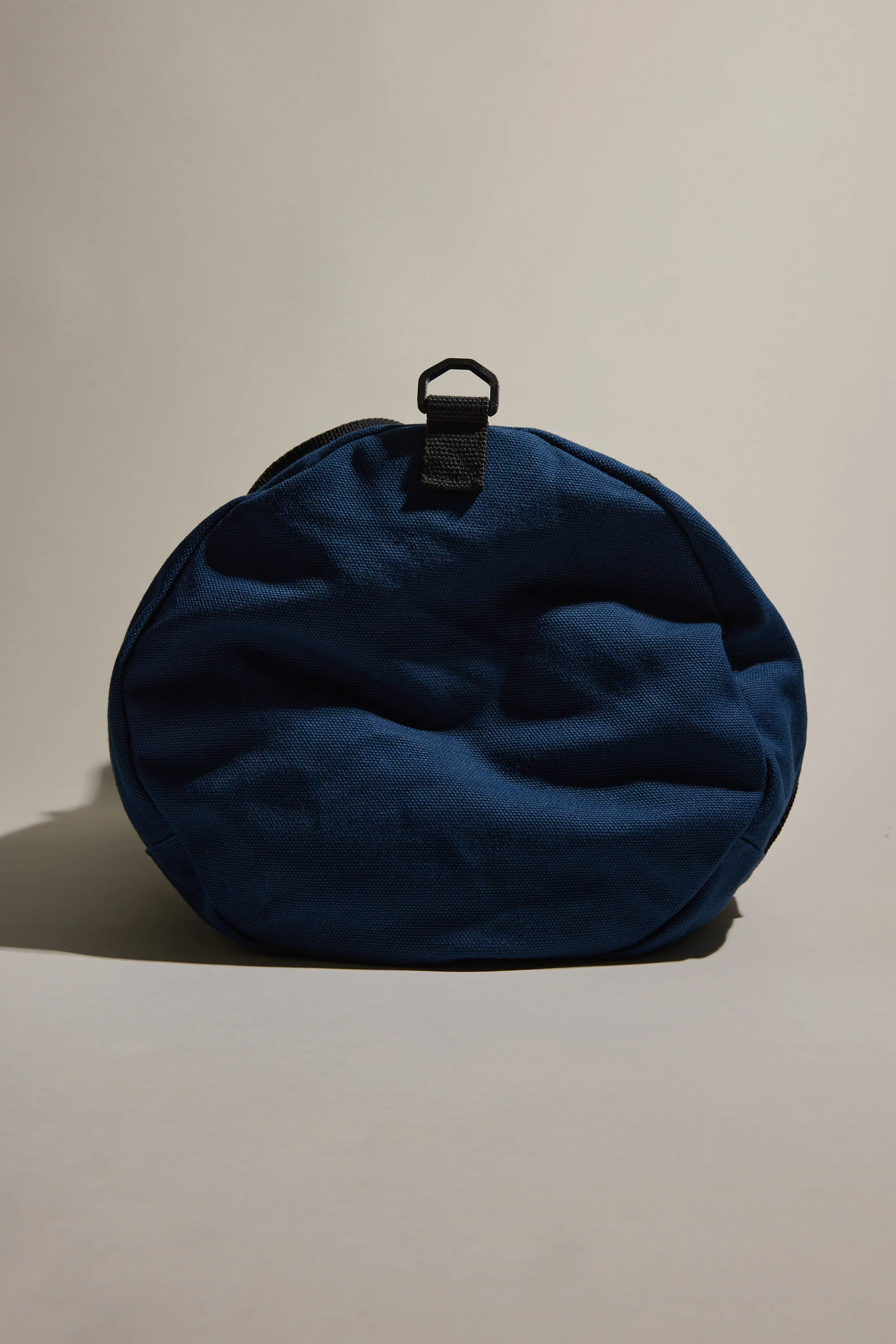 Barkers Canvas Duffle Bag - Image 3