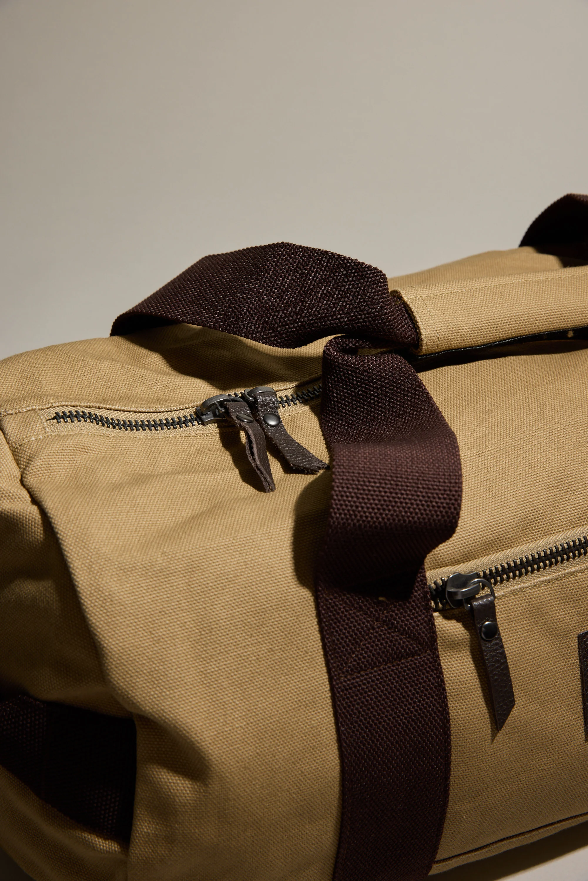 Barkers Canvas Duffle Bag - Image 3