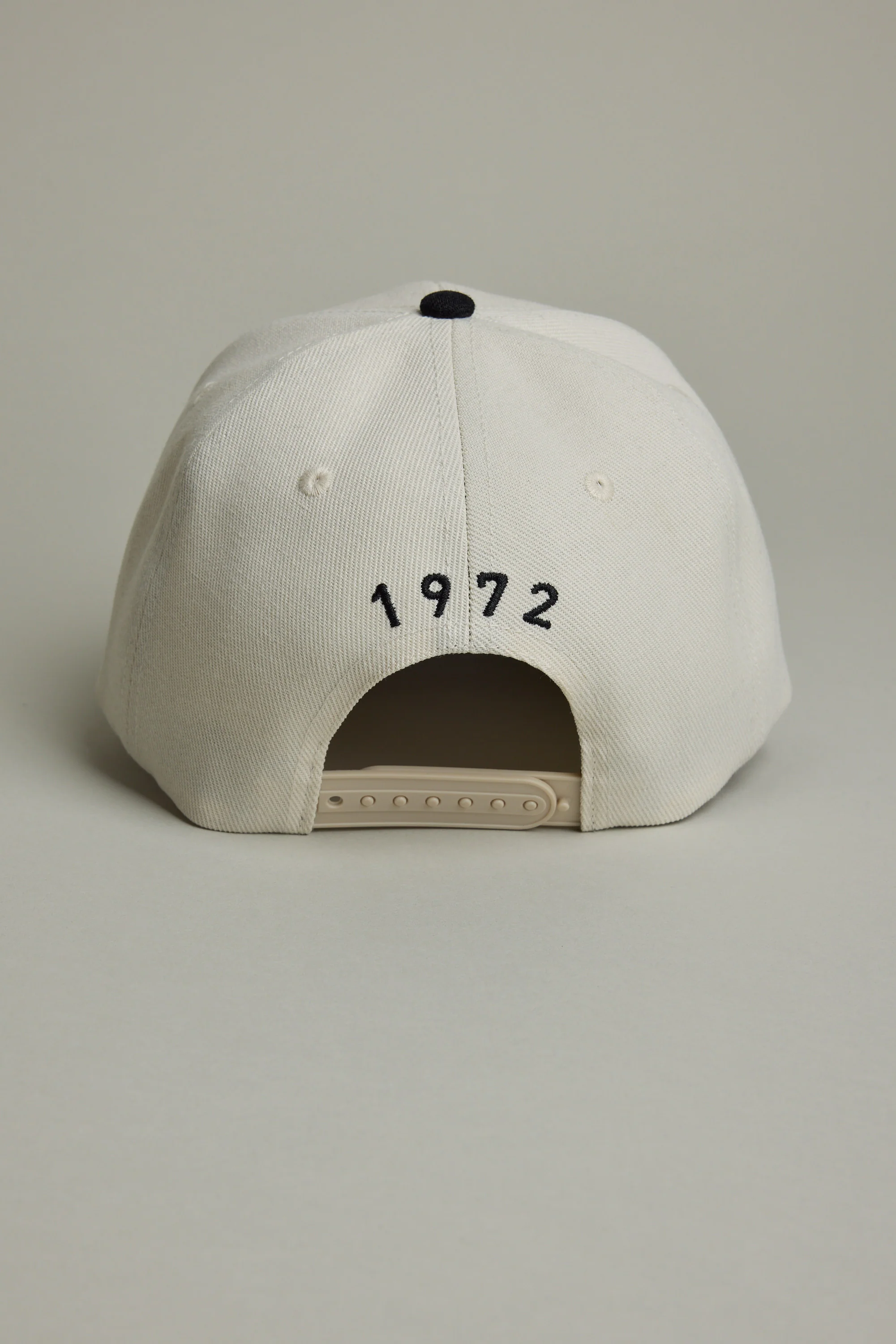 Barkers Crest Snapback - Image 3