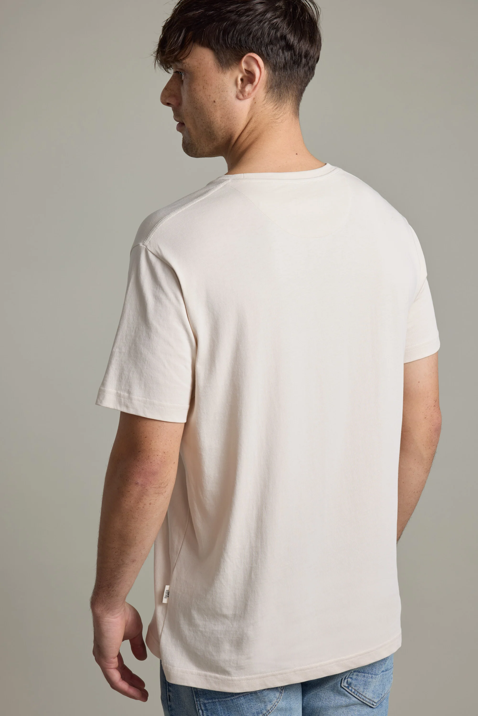 Barkers Heritage Print Tee - Image 5