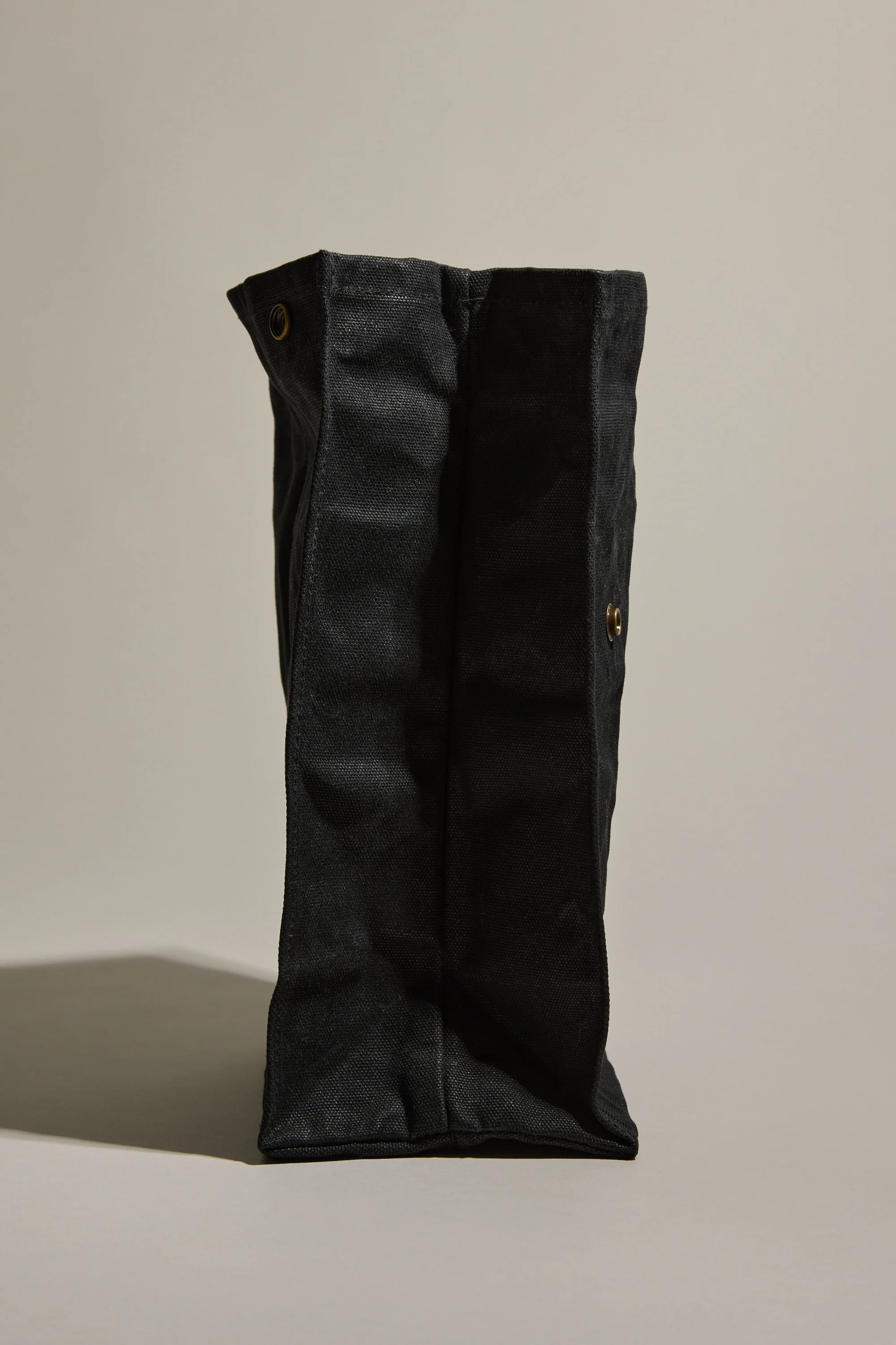 Barkers Waxed Lunch Bag - Image 5