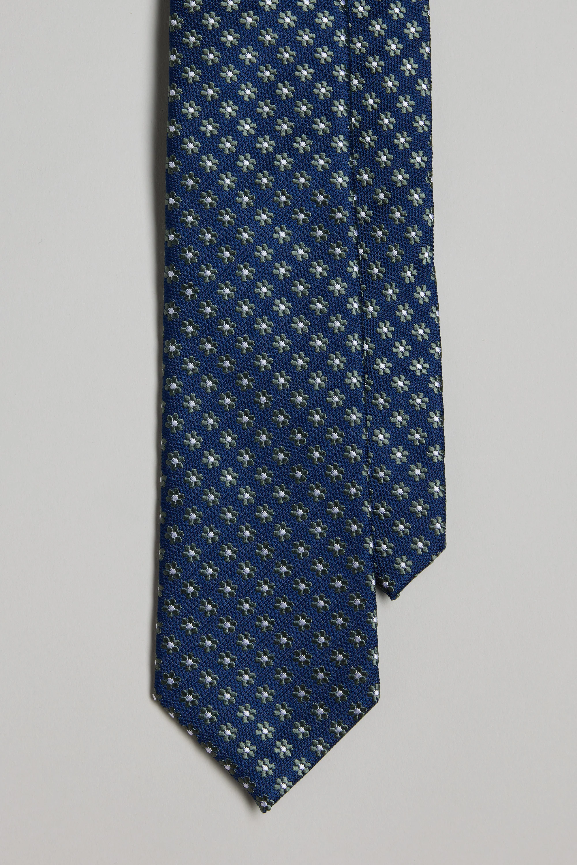 Carmen Flower Tie