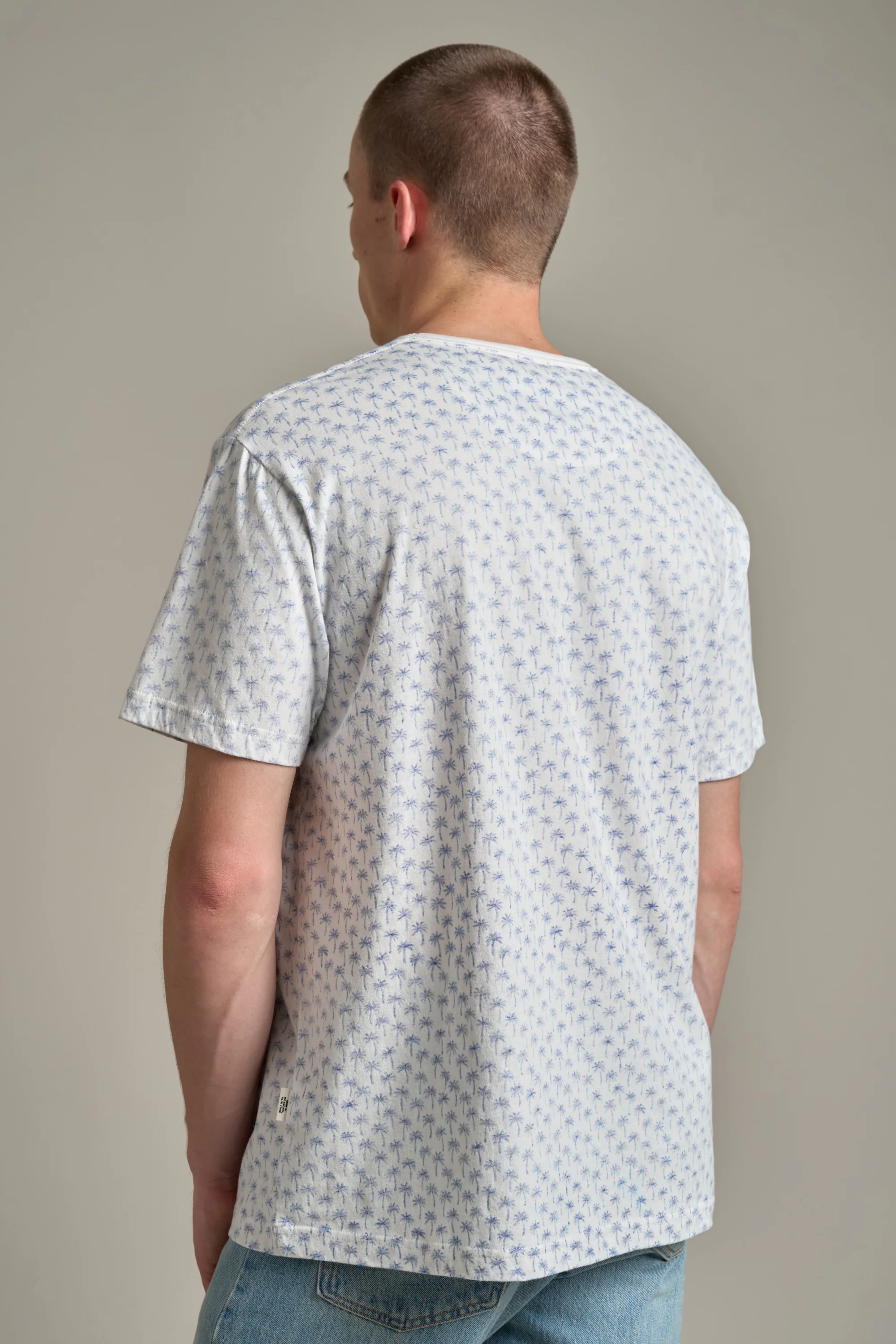 Dexter Palm Print Tee - Image 6