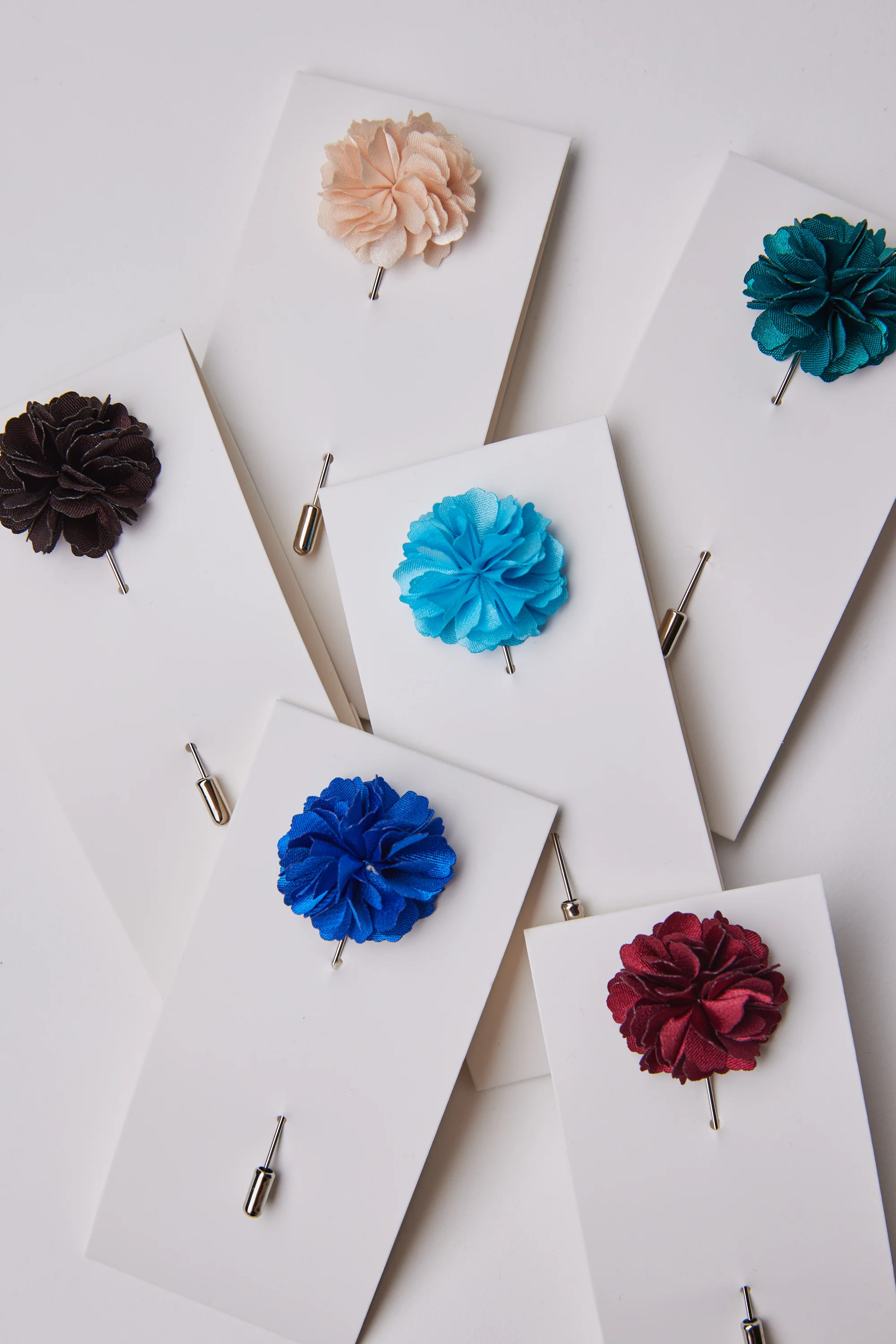 Fraser Flower Lapel Pin - Image 2