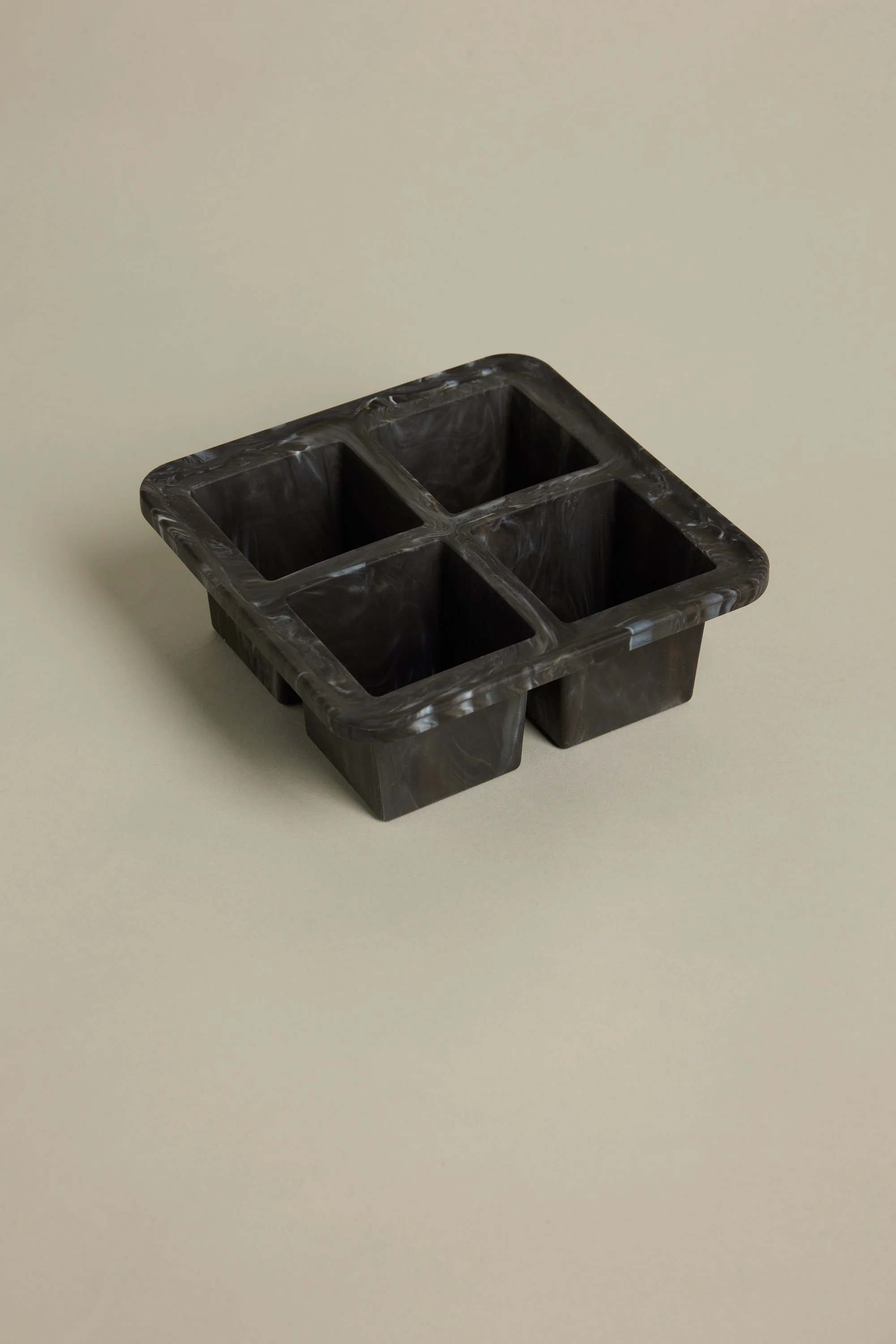 Ice Tray Sphere Marble Black - Image 5