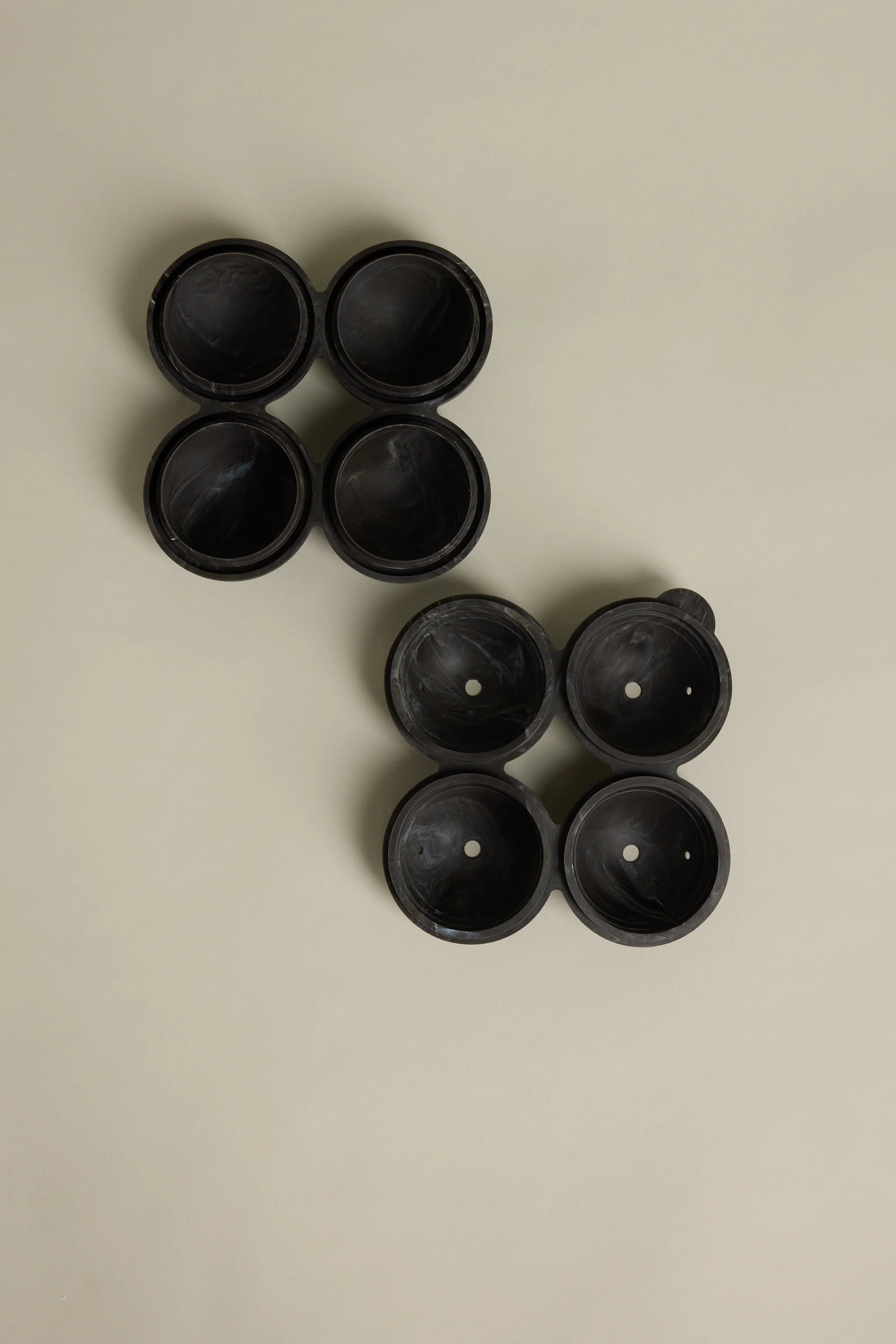 Ice Tray Sphere Marble Black - Image 3
