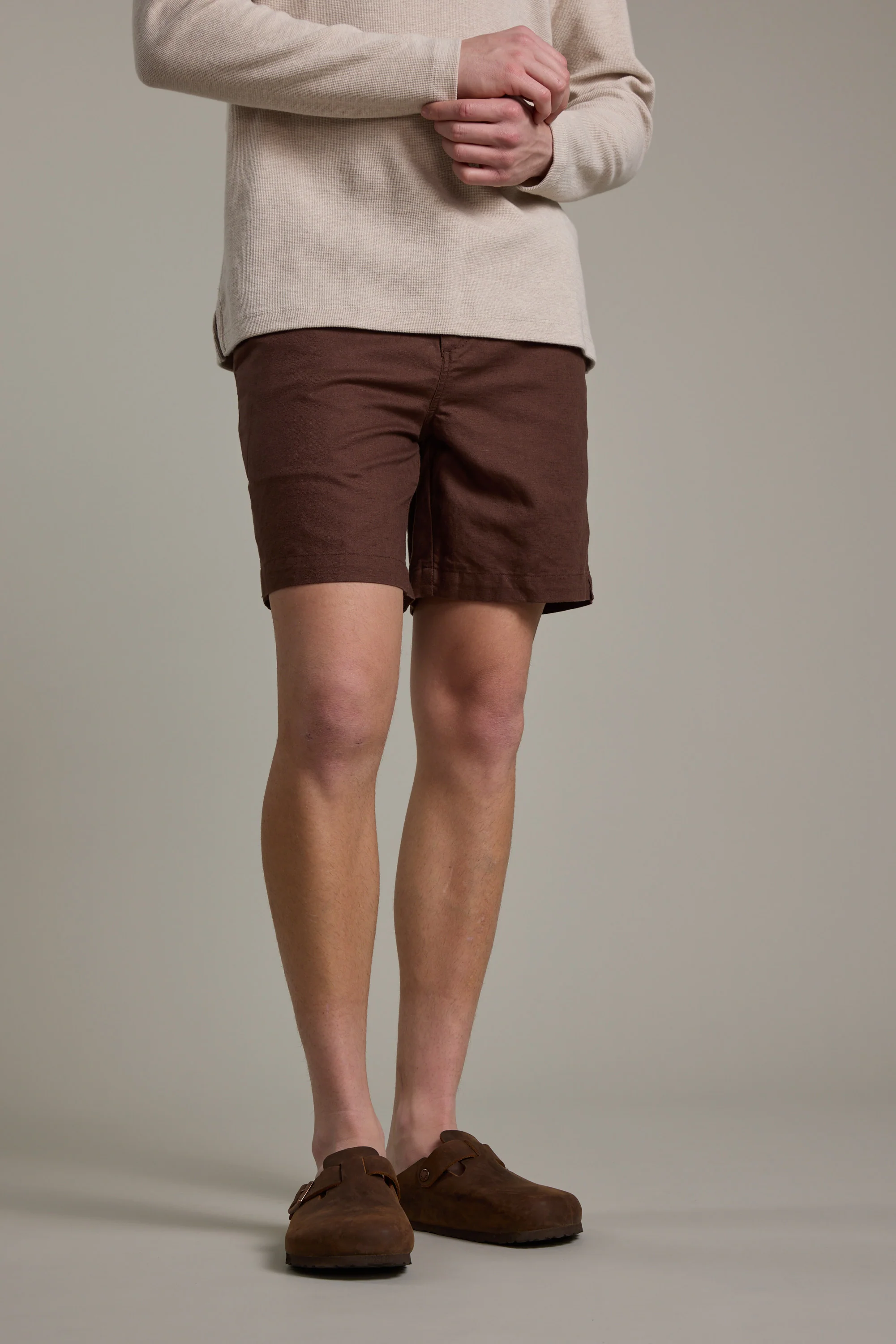 Jasper Linen Weekend Short - Image 2