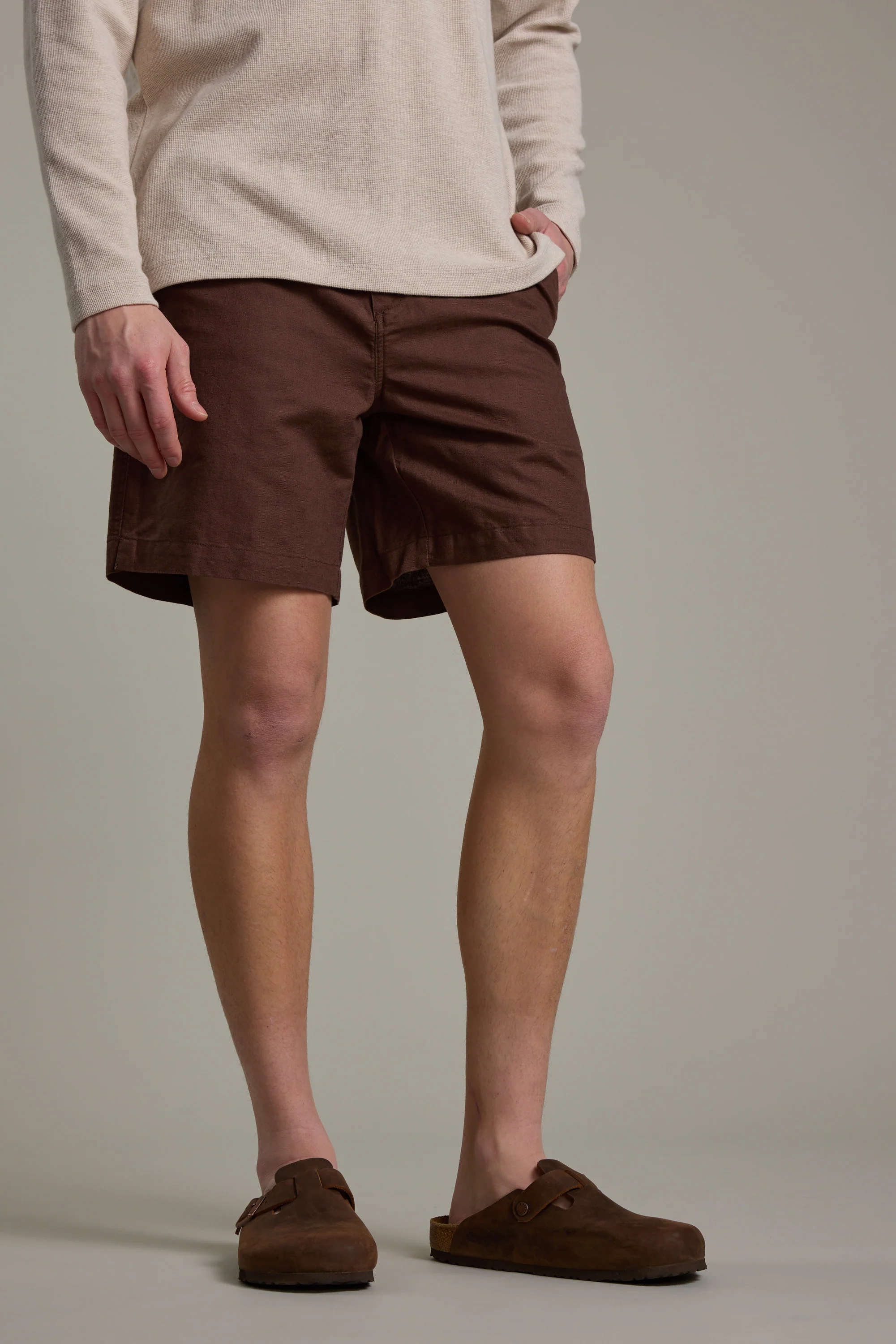 Jasper Linen Weekend Short - Image 3