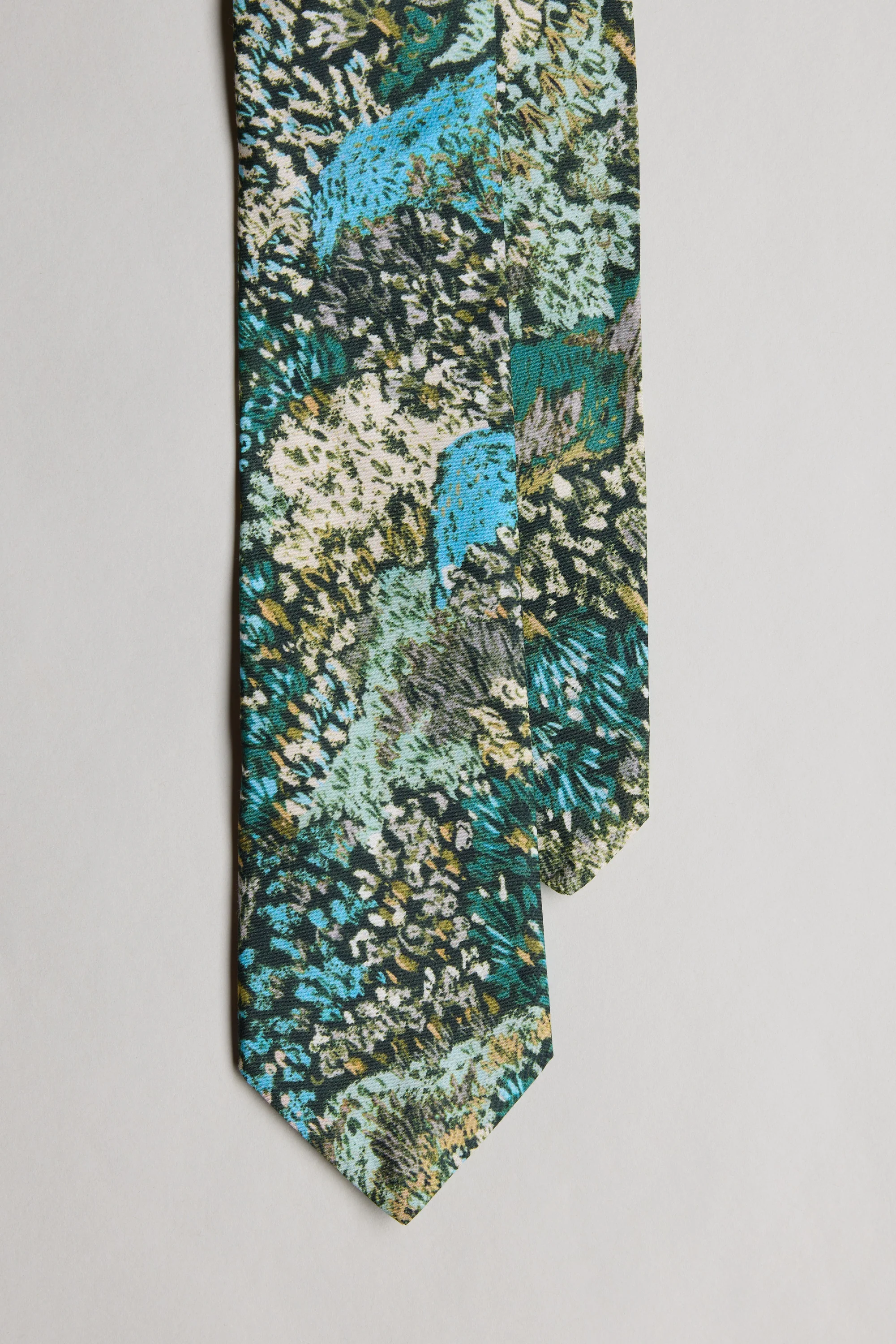 Liberty Darley Hillside Tie