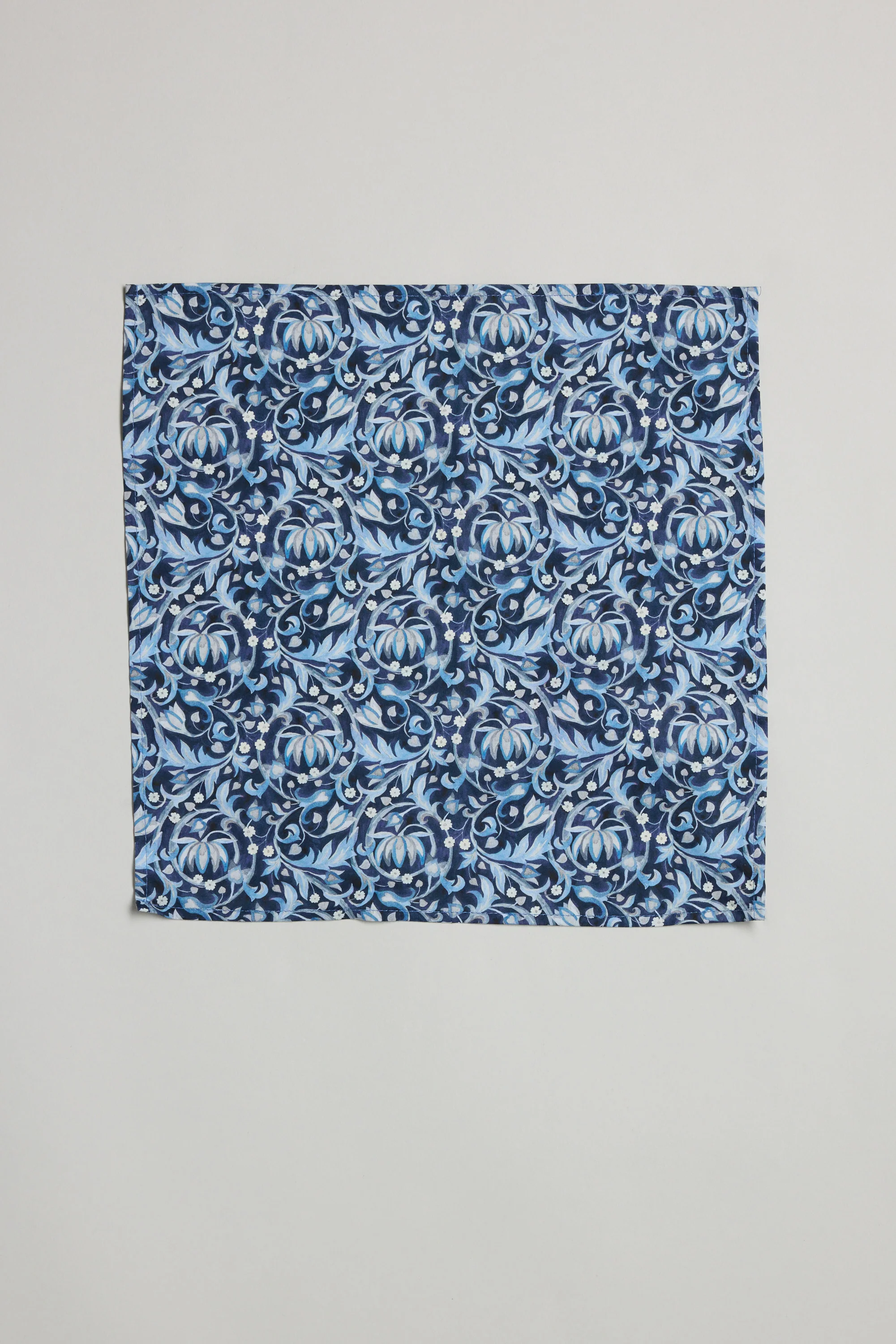Liberty Garden Room Pocket Square - Image 2