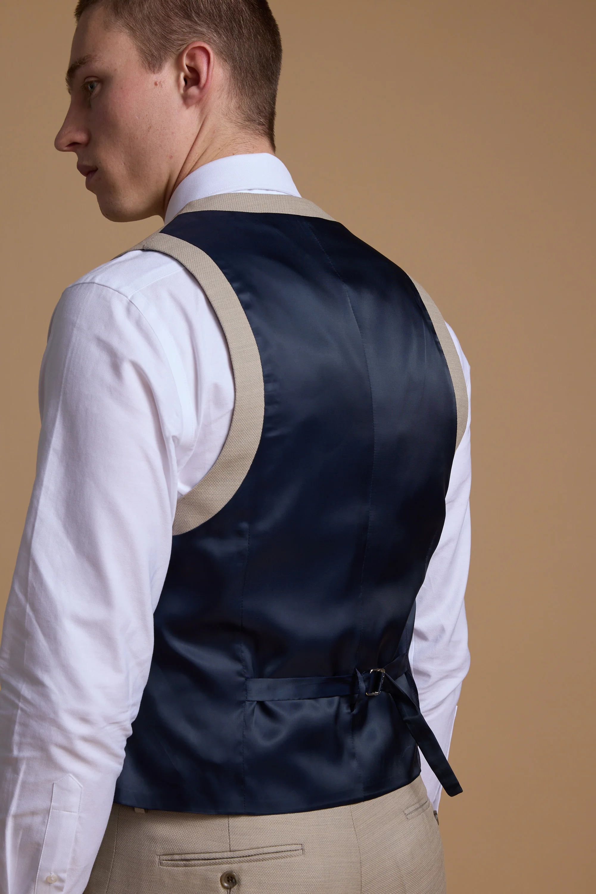 Lister Texture Waistcoat - Image 8