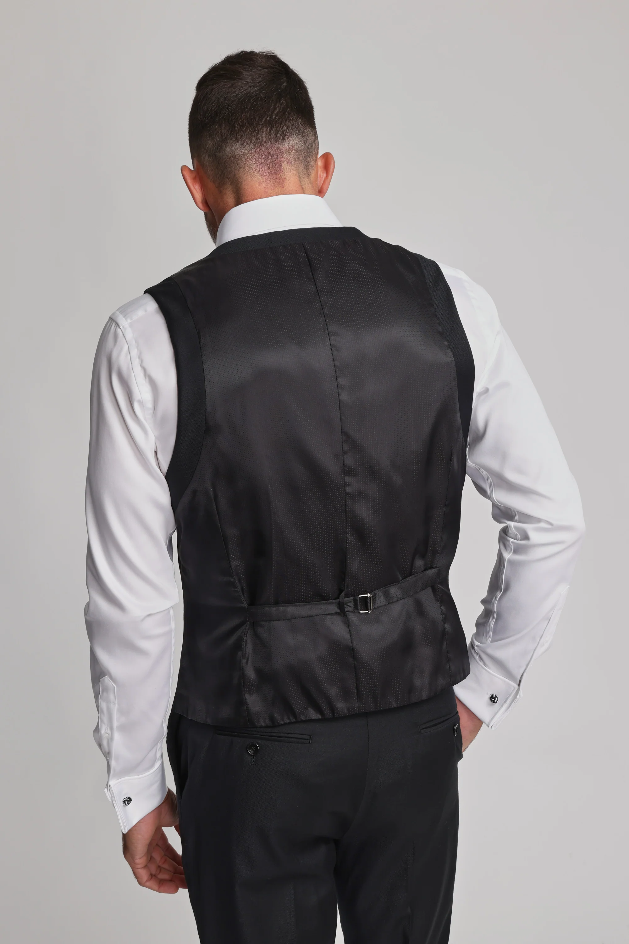 Mayfair ZQrx Waistcoat - Image 7