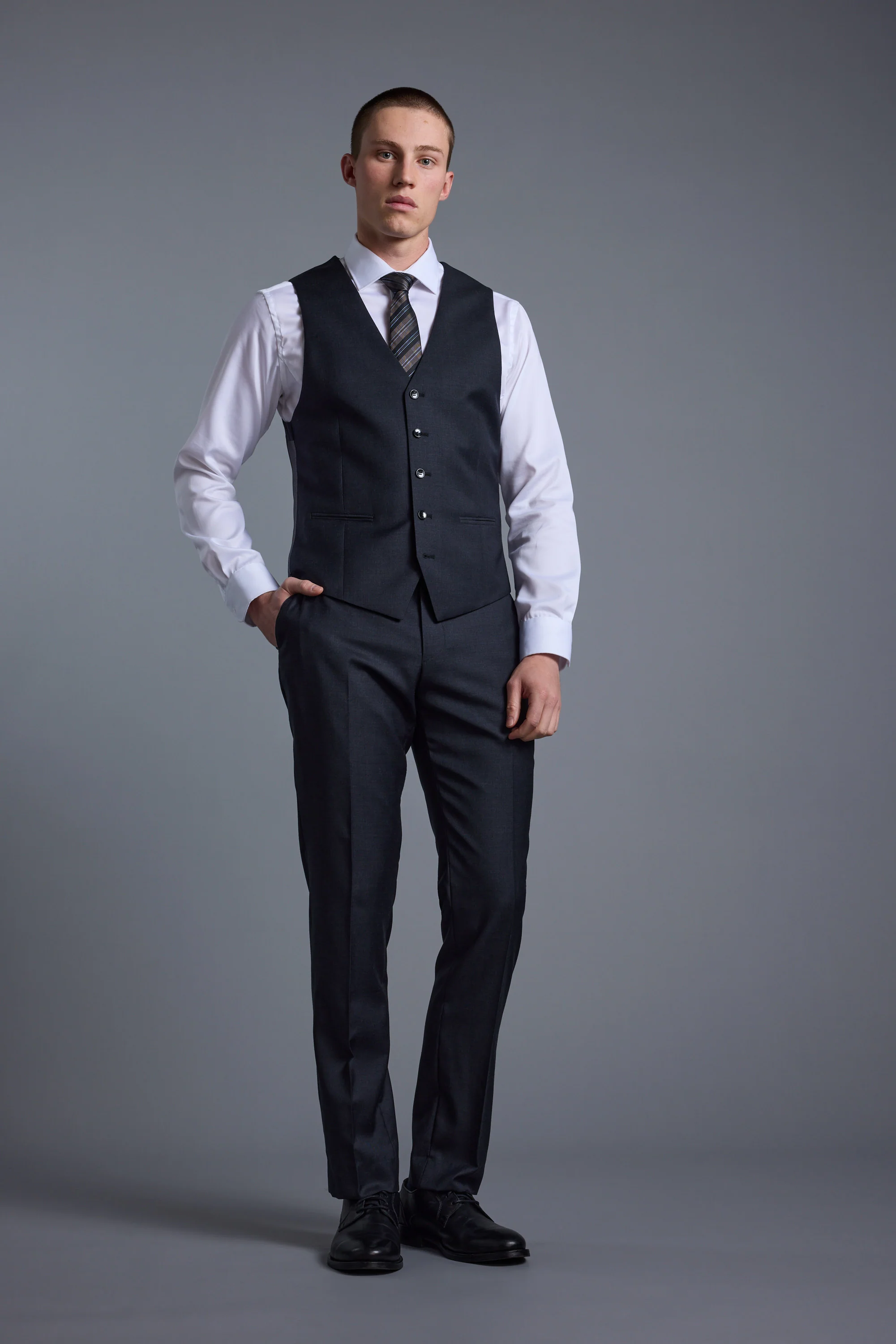 Mayfair ZQrx Waistcoat - Image 3