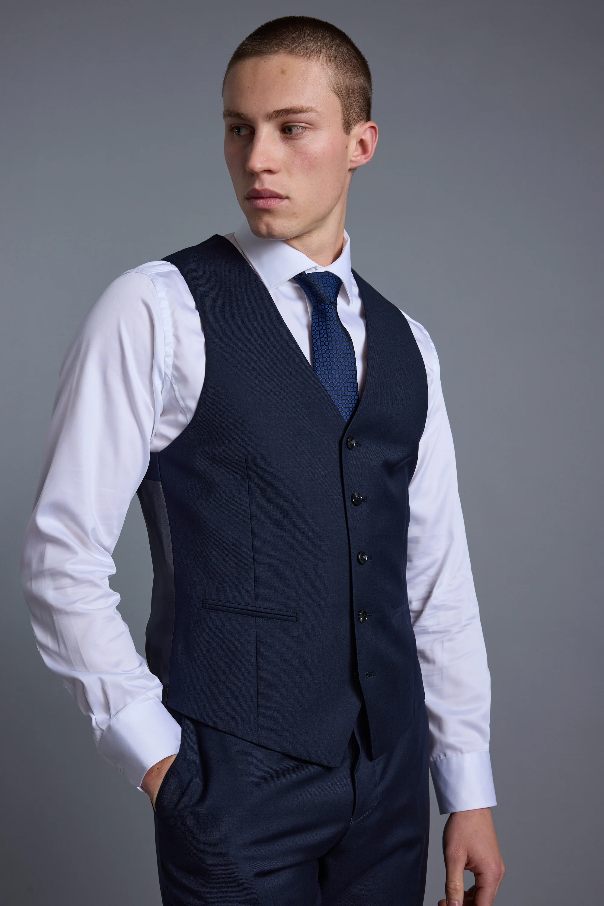 Mayfair ZQrx Waistcoat - Image 5