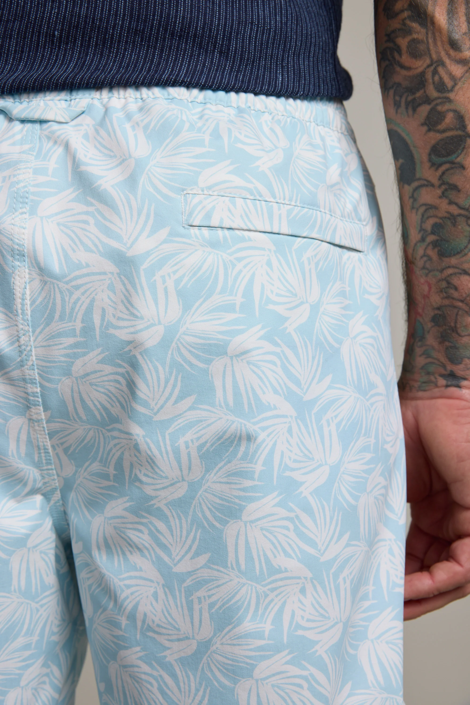 Palm Print Volley - Image 8