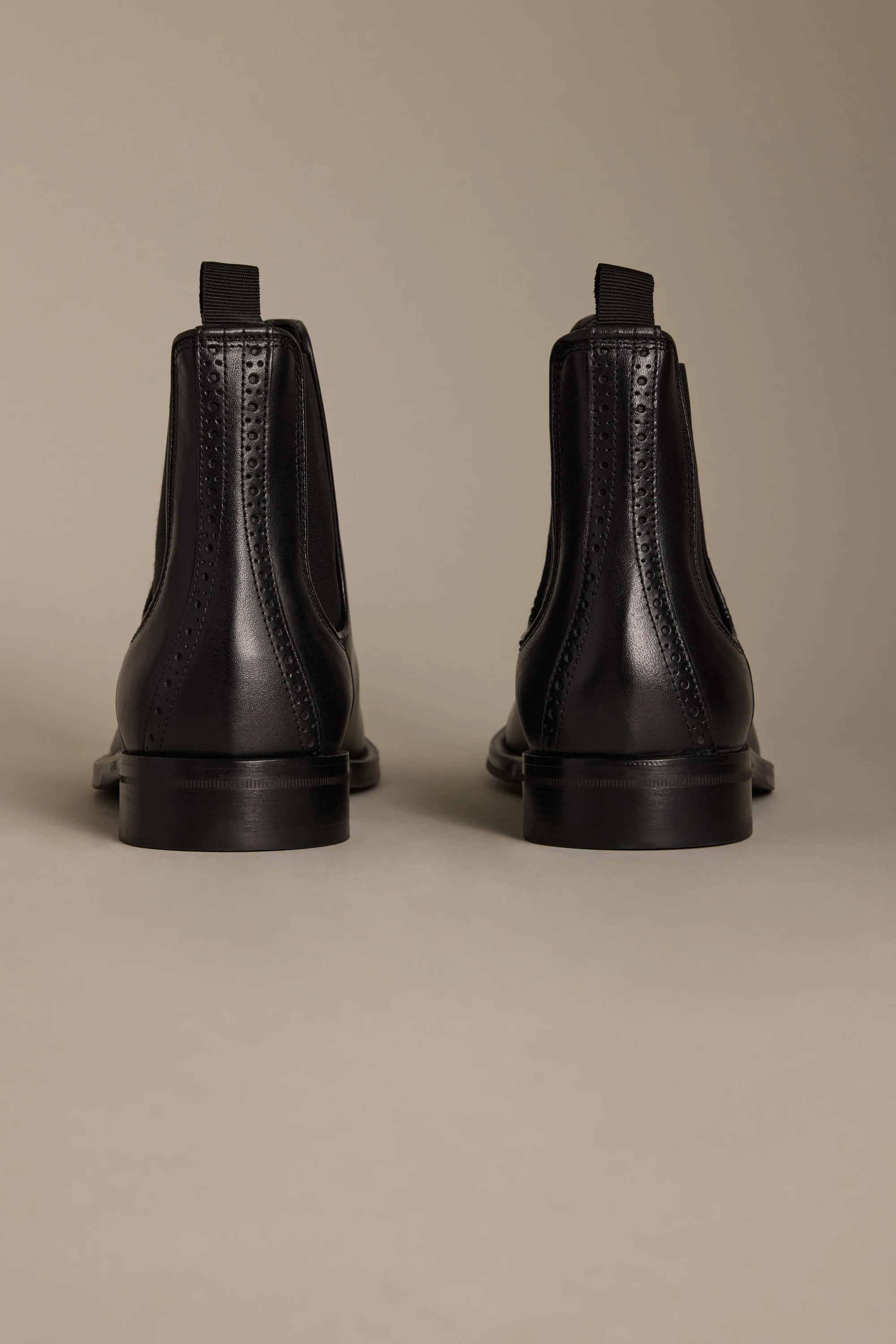 Peter Chelsea Boot - Image 5