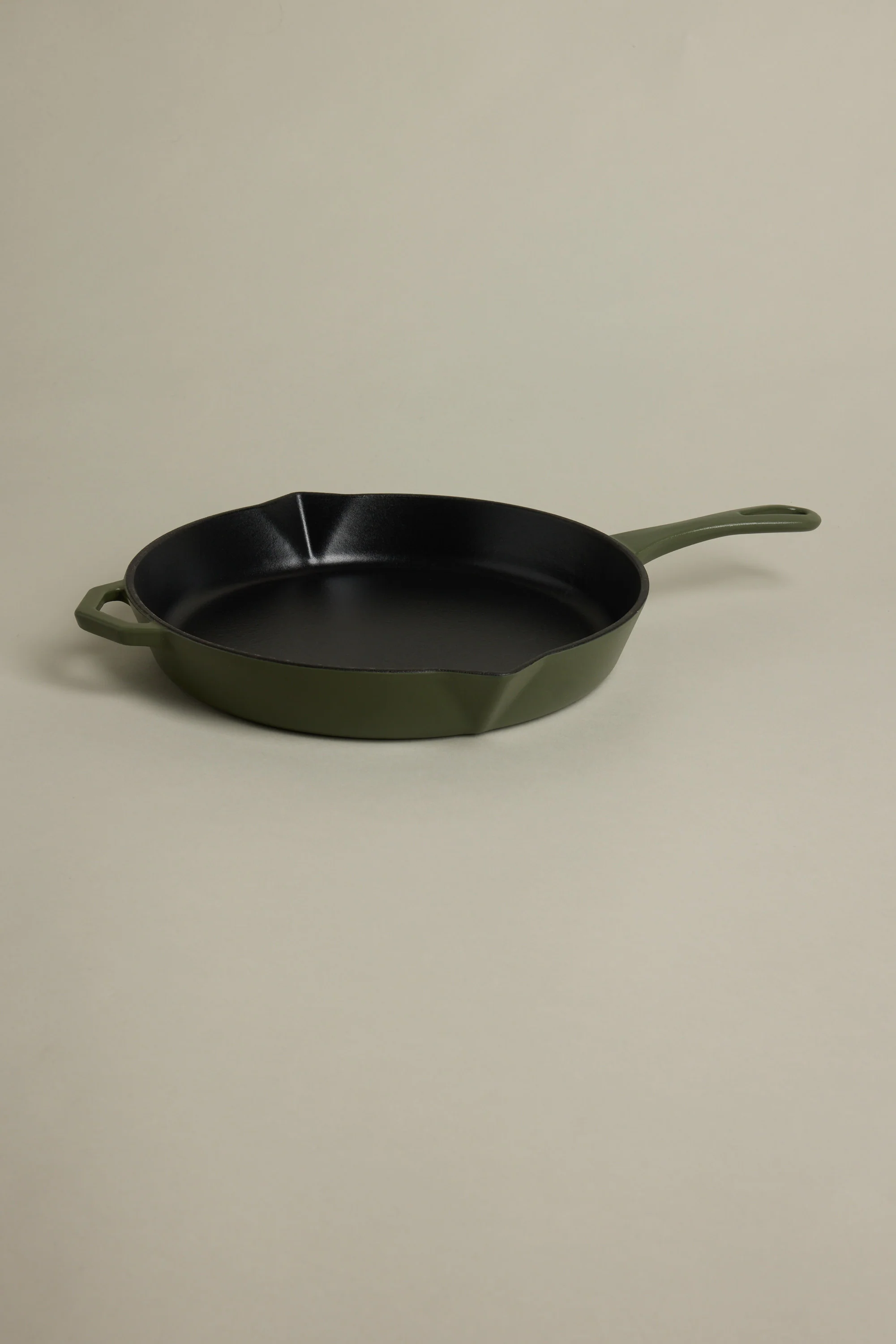 Satin Enamel Cast Iron - 28cm Legacy Pan satin - Image 4