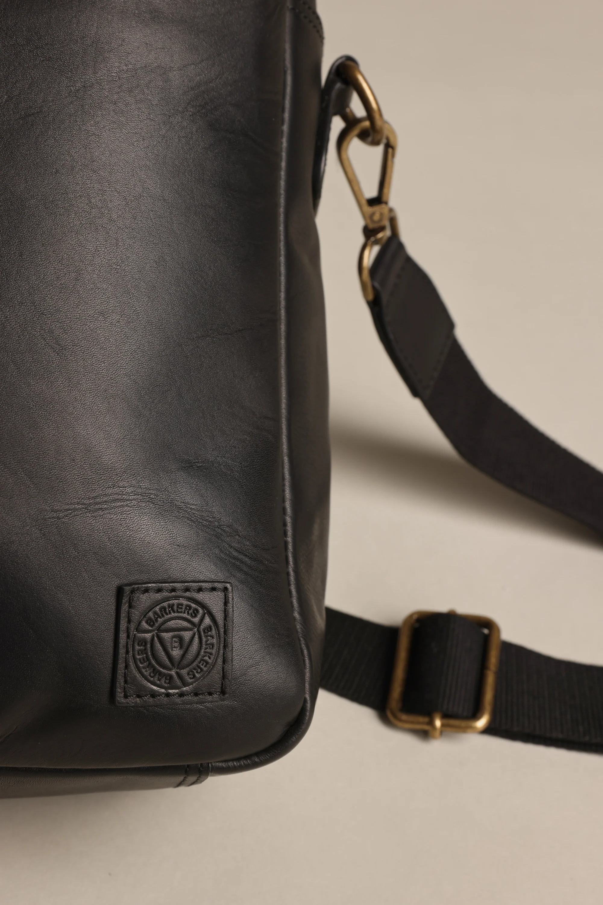 Wilkinson Leather Laptop Bag - Image 6