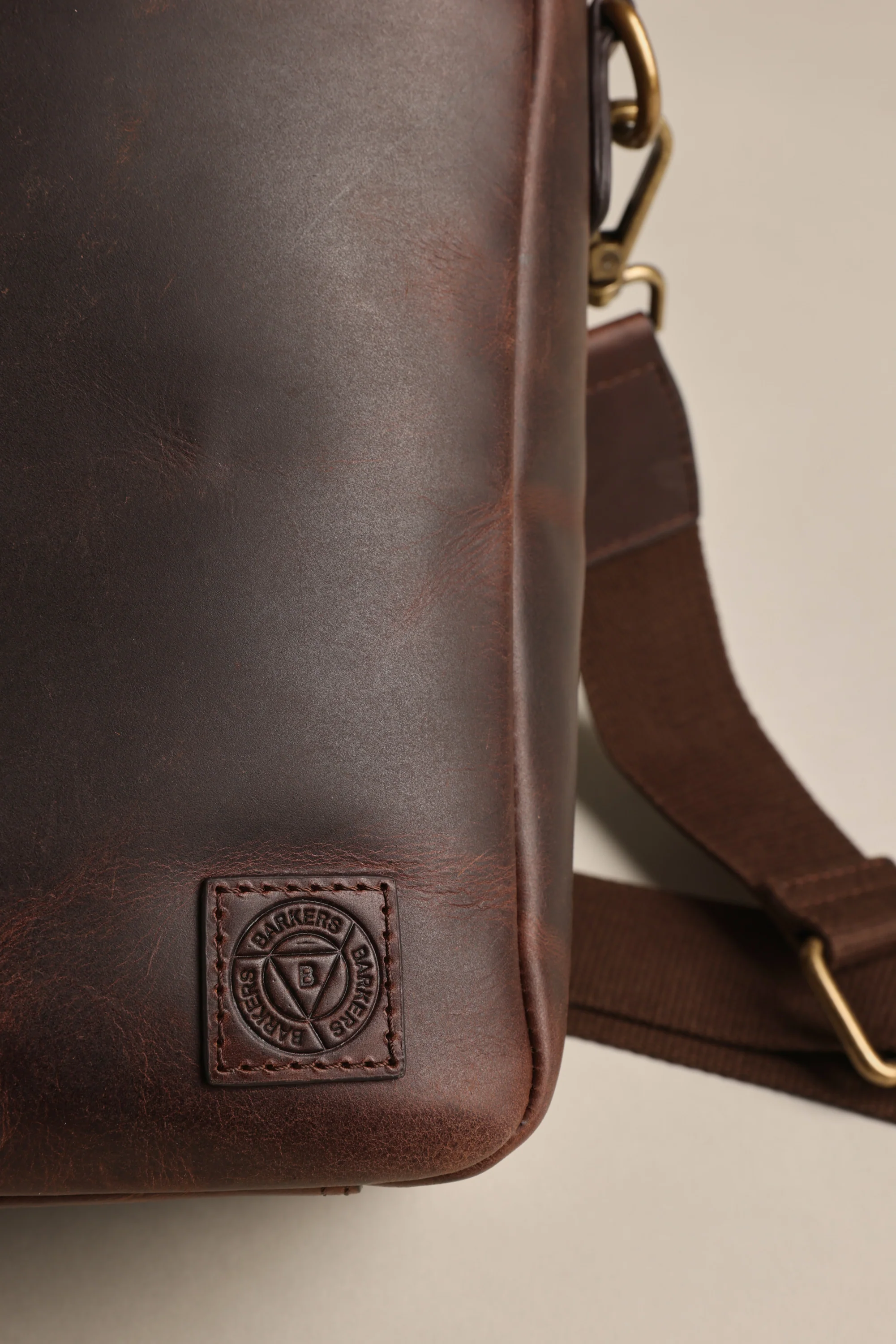 Wilkinson Leather Laptop Bag - Image 6
